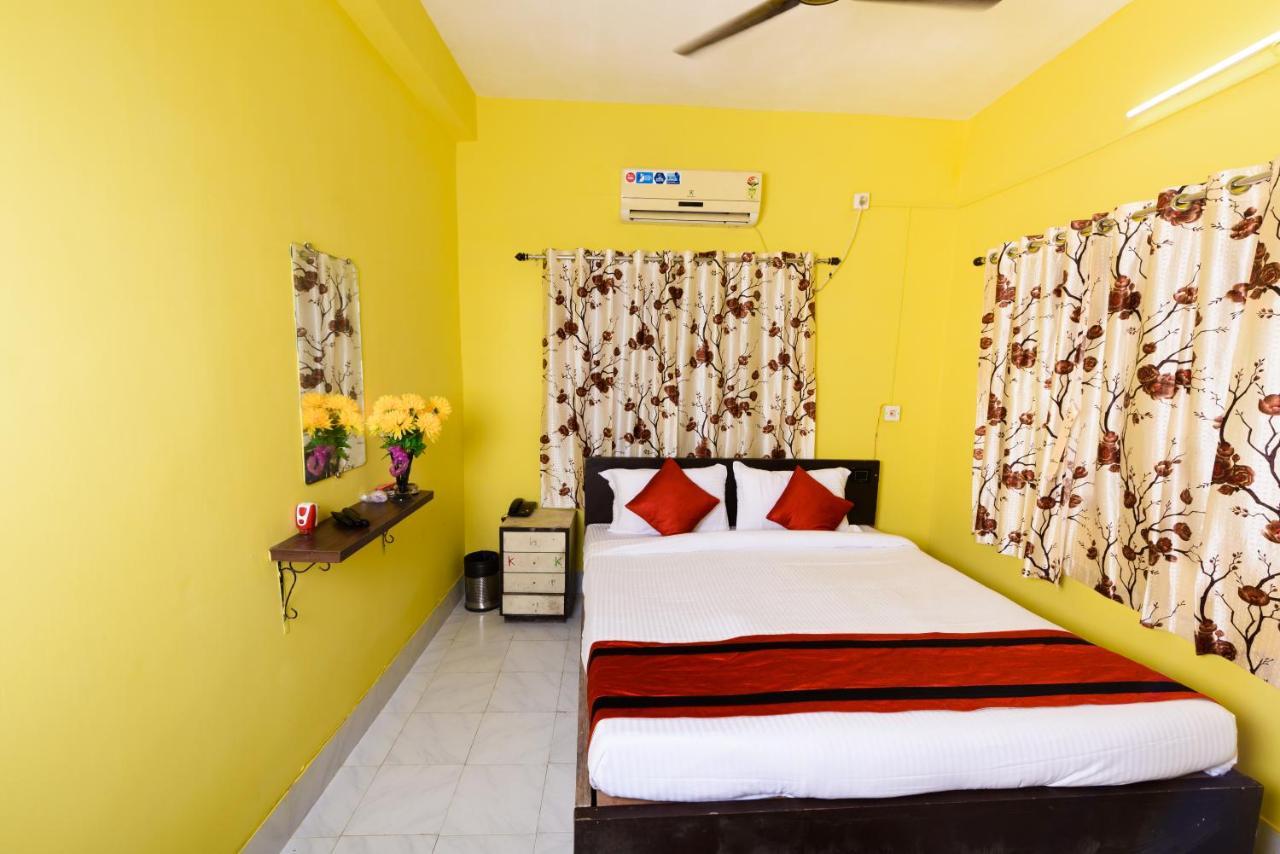 Sterling Baishakhi Hotel Kolkata Exterior photo